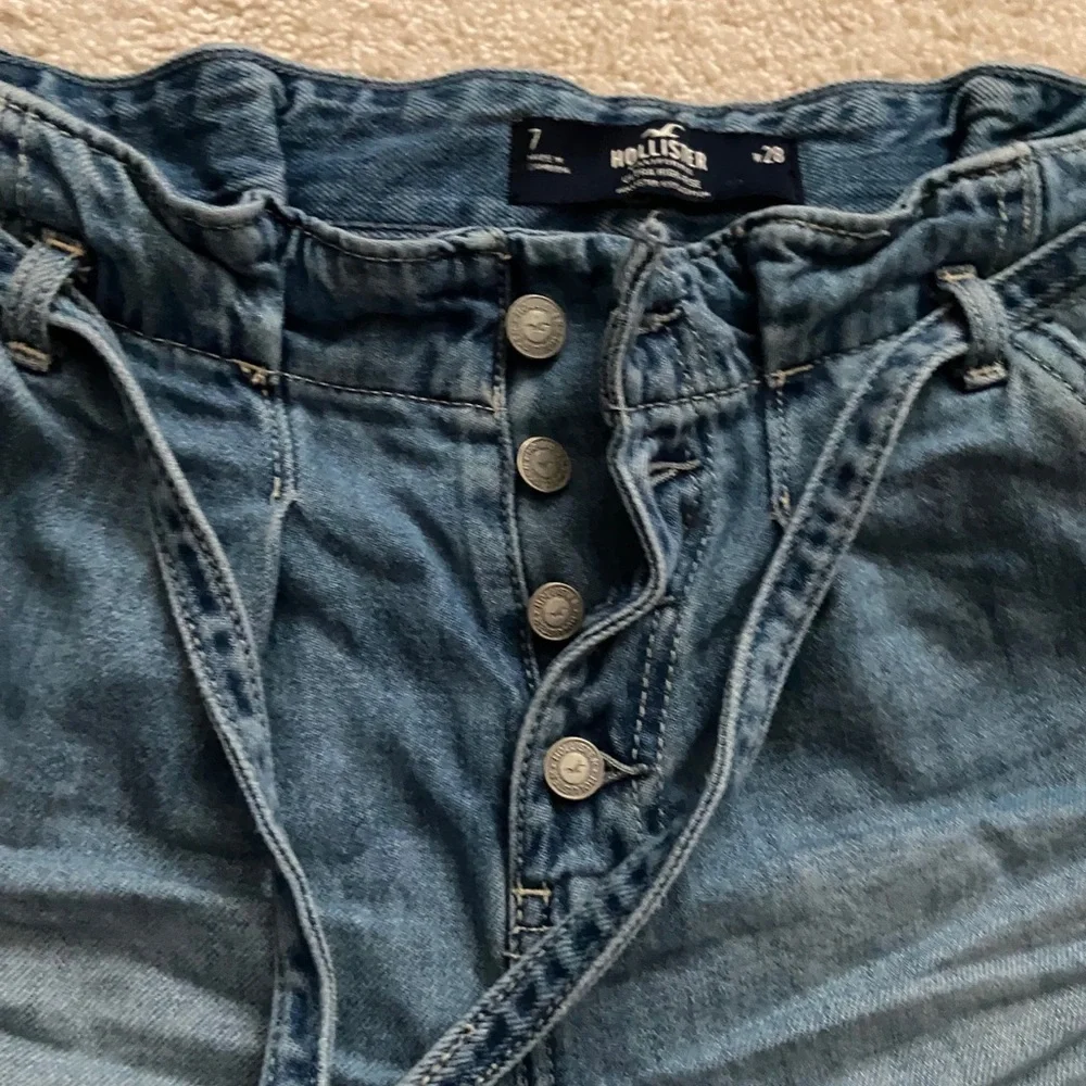 hollister paperbag high-waisted denim shorts